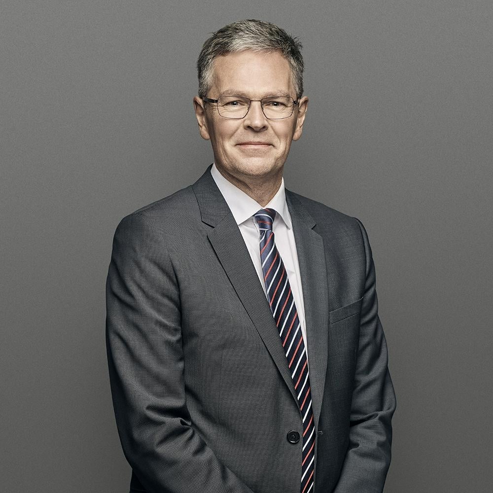 Henrik Saugmandsgaard Øe - Henrik Saugmandsgaard Oe